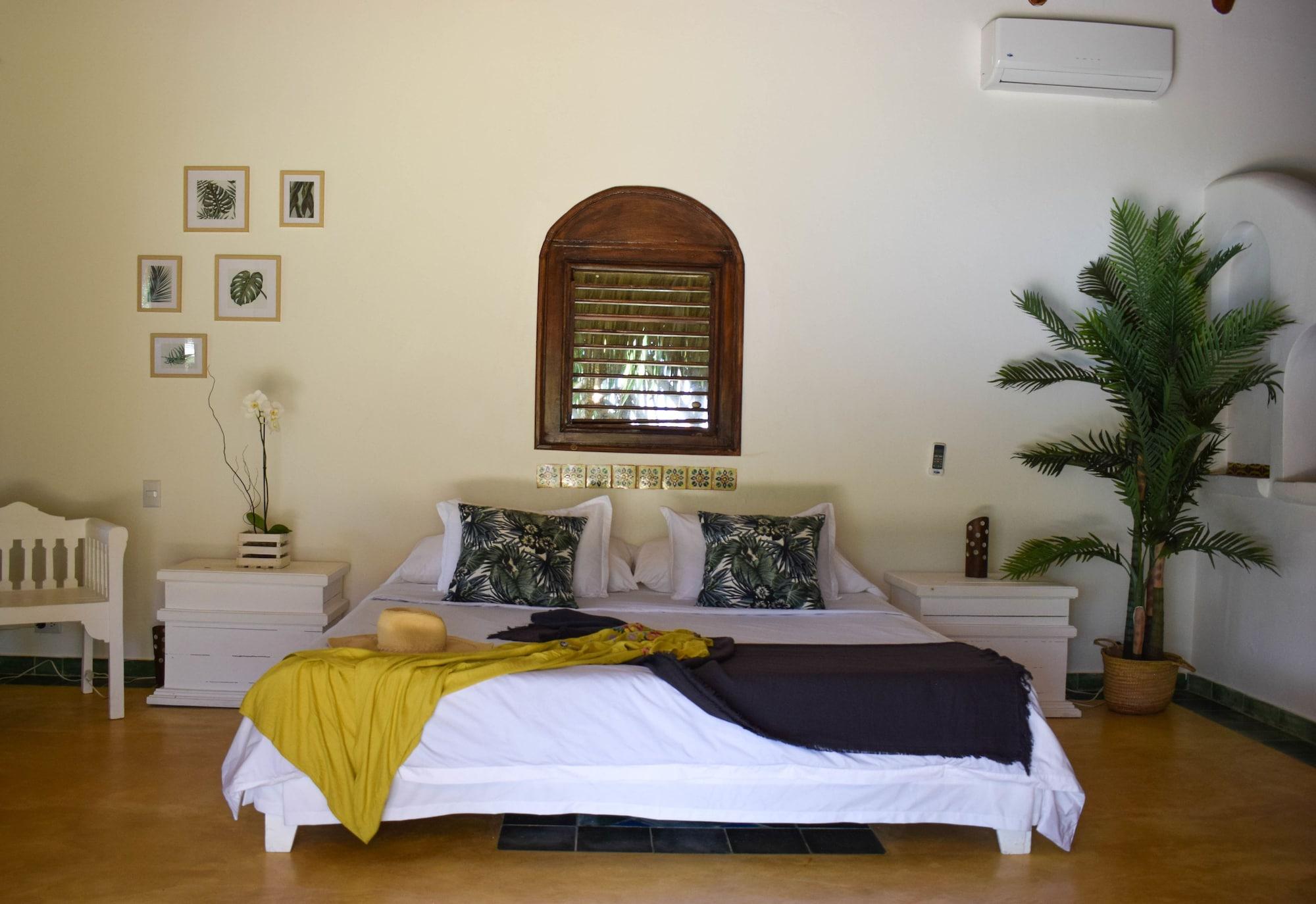 Hotel Costa Las Ballenas 라스테레나스 외부 사진