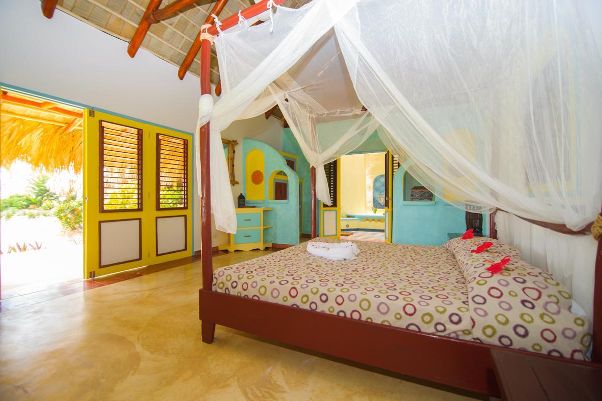 Hotel Costa Las Ballenas 라스테레나스 외부 사진